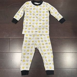noomie Happy Faces Long Sleeve Pajama Set size 12-18 months
